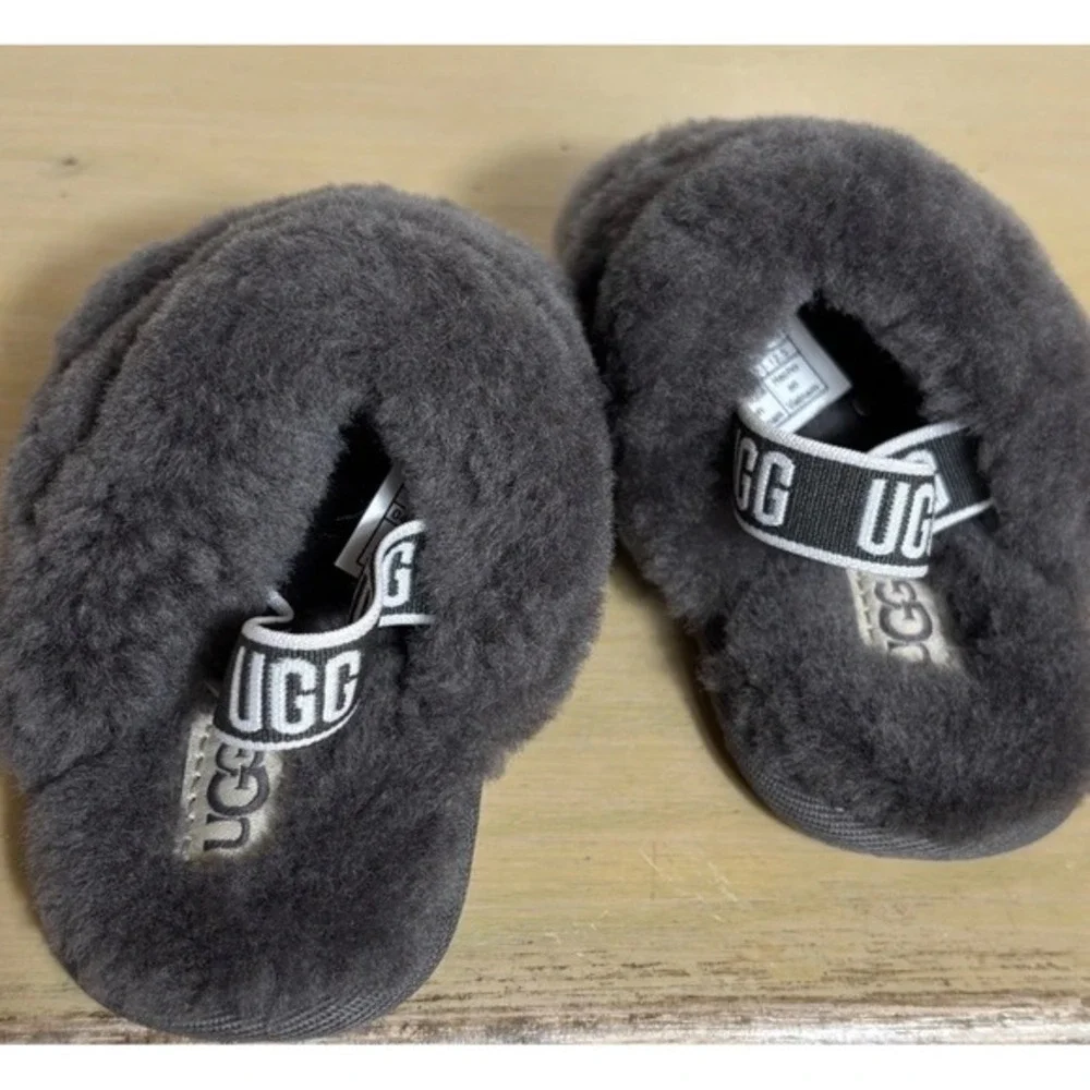 UGG‎ Fluff Yeah Charcoal Grey Sheepskin Slingback Slides Slippers Toddler 4/5